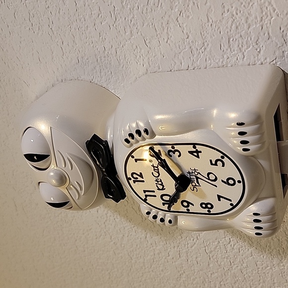 Rare Spirit of 76 Kit-Cat Klock Clock in pearly White - Picture 5 of 6